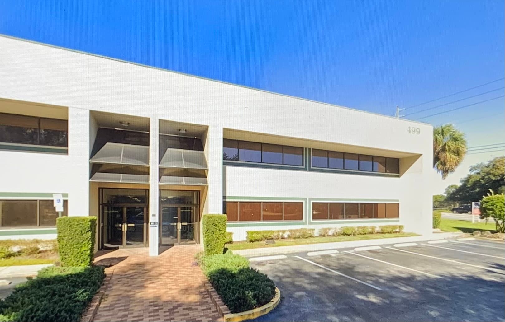 Building exterior at Mountain Spine & Orthopedics Altamonte Springs - Casselberry, Florida