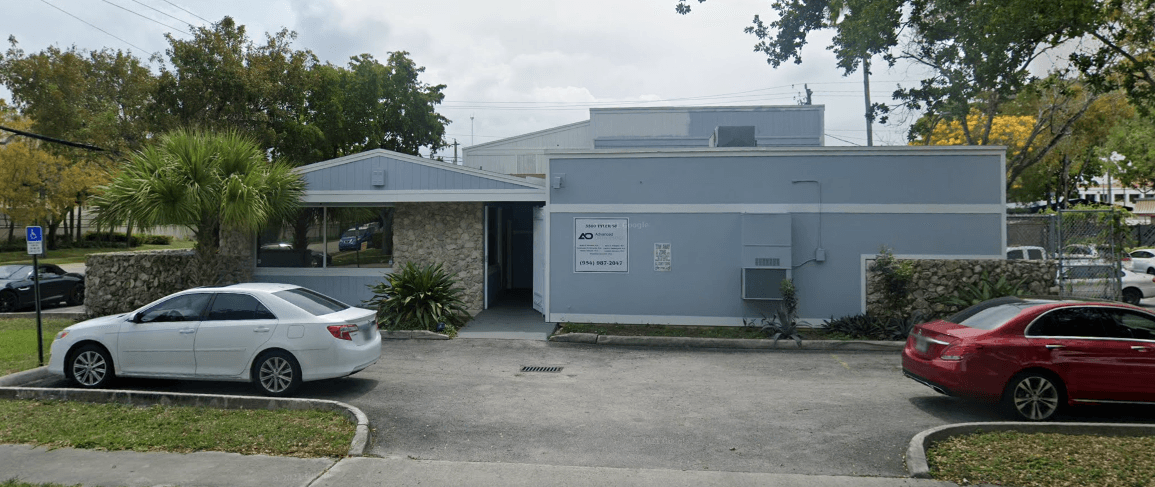 Exterior view at Mountain Spine & Orthopedics Hollywood, Florida