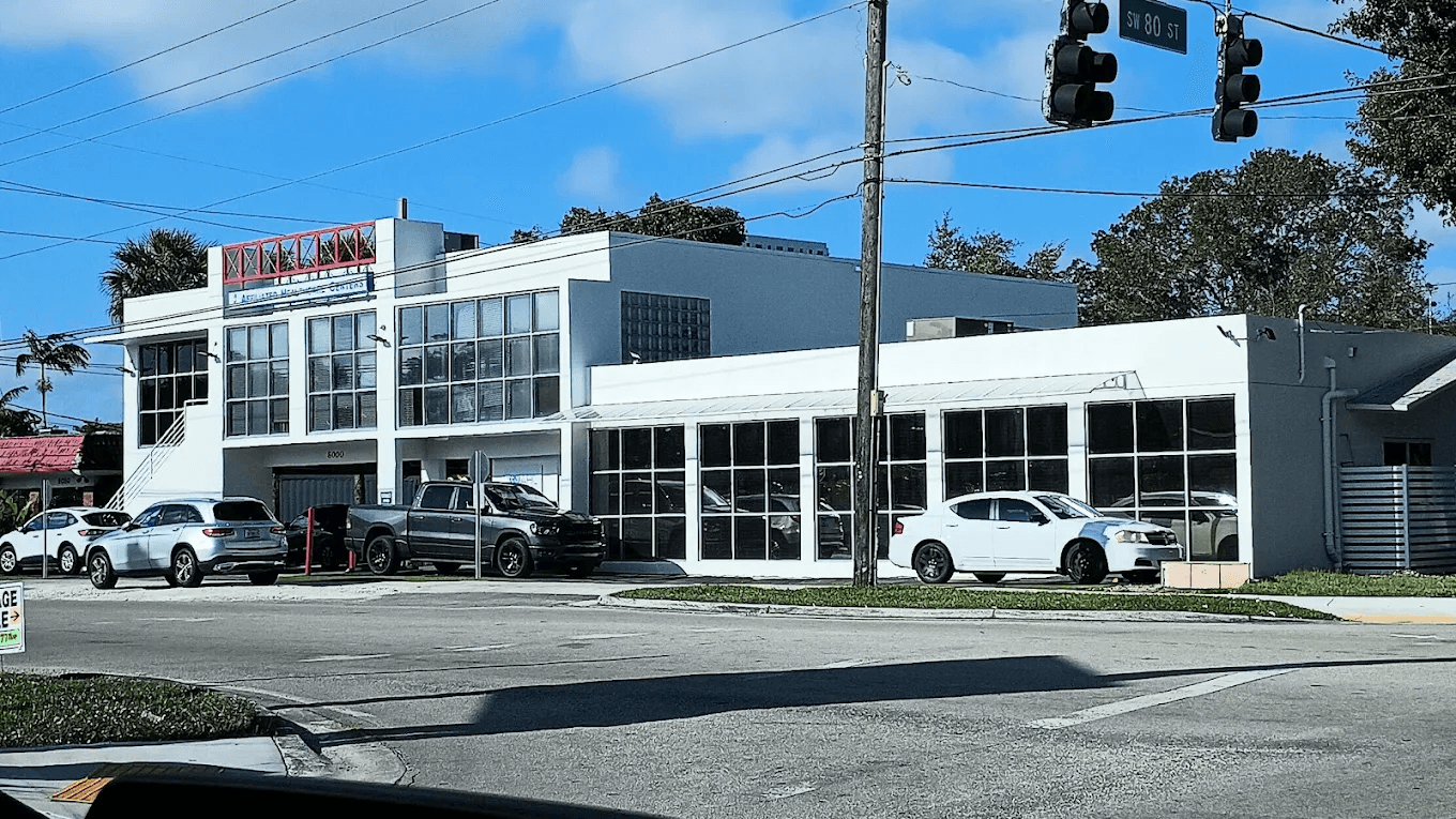 Building exterior at Mountain Spine & Orthopedics South Miami, Florida