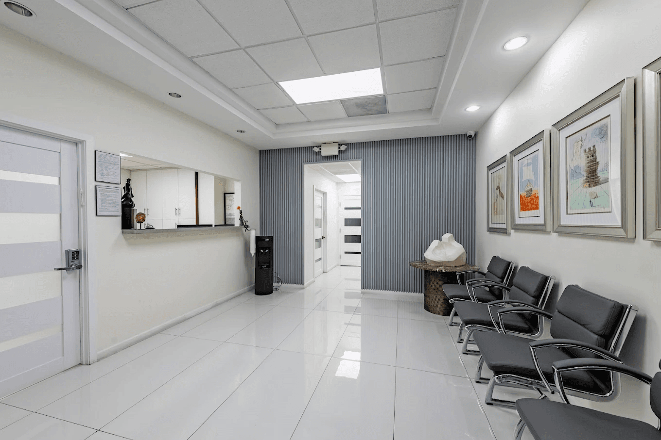 Waiting room at Mountain Spine & Orthopedics South Miami, Florida