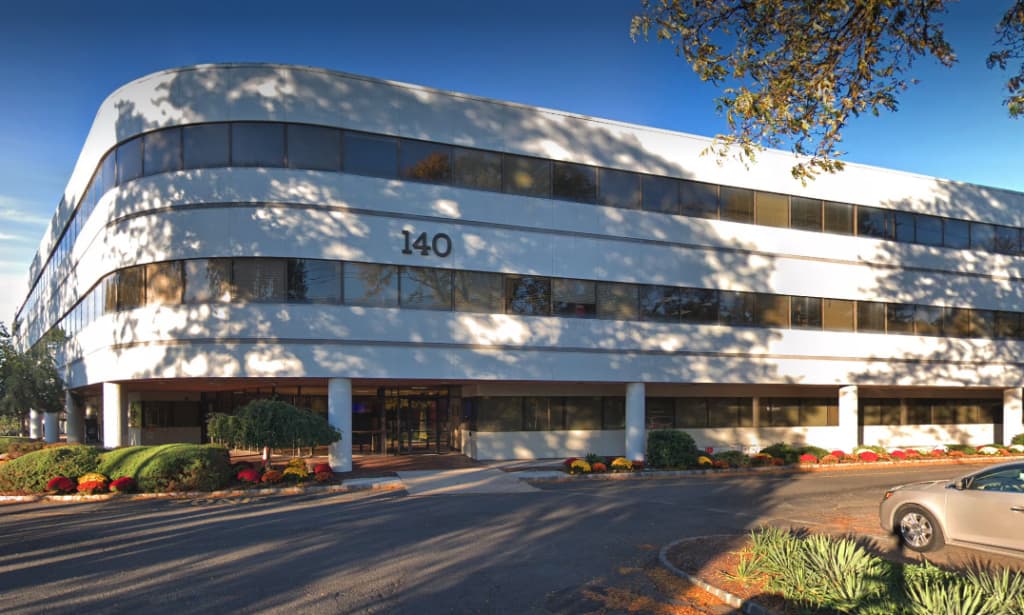 Building exterior at Mountain Spine & Orthopedics Paramus, NJ